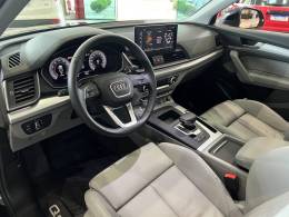 AUDI - Q5 - 2023/2023 - Preta - R$ 310.800,00