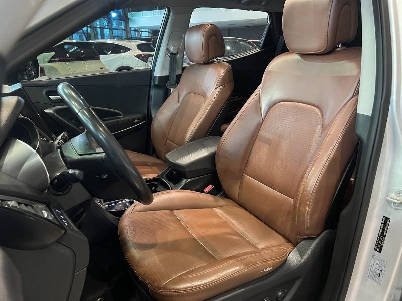 HYUNDAI - SANTA FÉ - 2014/2015 - Prata - R$ 93.800,00