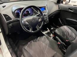 HYUNDAI - HB20 - 2013/2014 - Branca - R$ 43.800,00