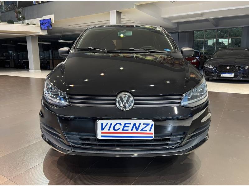 VOLKSWAGEN - FOX - 2016/2017 - Preta - R$ 51.800,00
