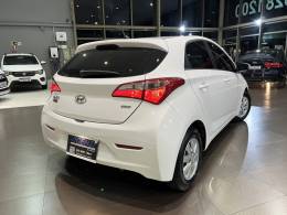 HYUNDAI - HB20 - 2013/2014 - Branca - R$ 43.800,00