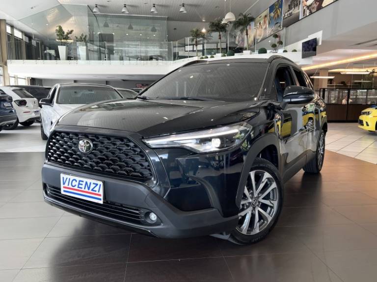 TOYOTA - COROLLA - 2023/2024 - Preta - R$ 158.900,00