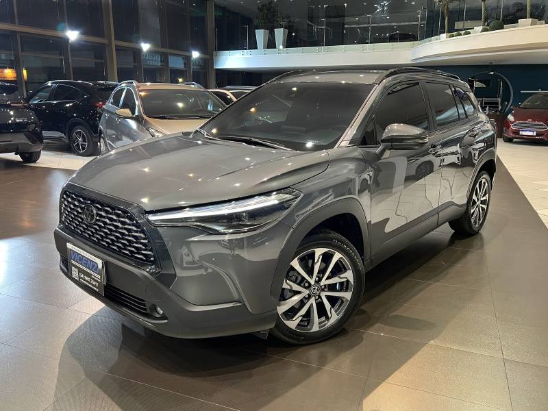 TOYOTA - COROLLA - 2023/2024 - Cinza - R$ 158.800,00