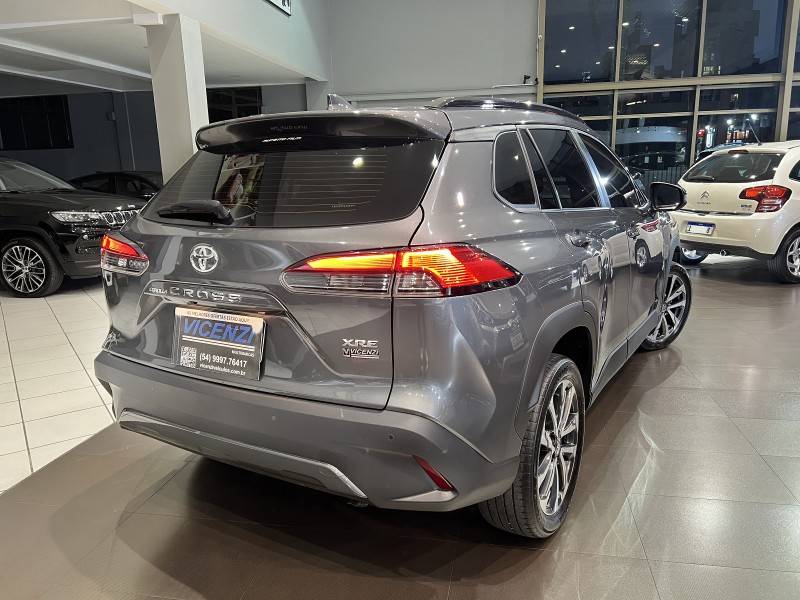 TOYOTA - COROLLA - 2023/2024 - Cinza - R$ 158.800,00