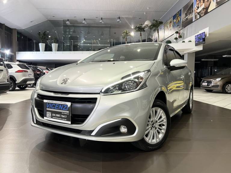 PEUGEOT - 208 - 2018/2019 - Prata - R$ 58.800,00