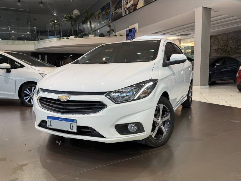 CHEVROLET - PRISMA - 2019/2019 - Branca - R$ 71.000,00