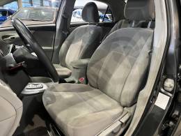 TOYOTA - COROLLA - 2011/2012 - Cinza - R$ 66.800,00