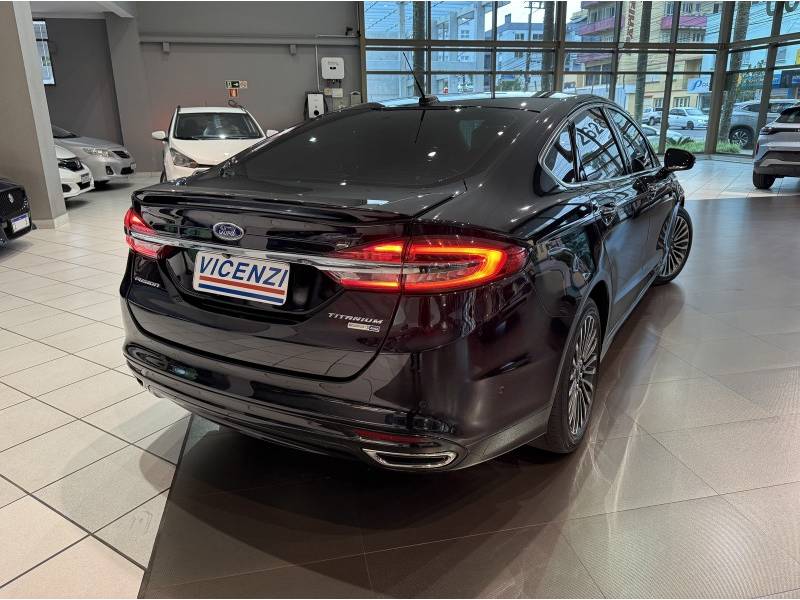 FORD - FUSION - 2017/2017 - Preta - R$ 100.500,00
