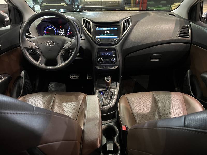 HYUNDAI - HB20X - 2017/2017 - Prata - R$ 71.900,00