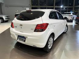 CHEVROLET - ONIX - 2018/2019 - Branca - R$ 54.800,00
