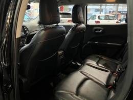 JEEP - COMPASS - 2017/2018 - Preta - R$ 98.900,00