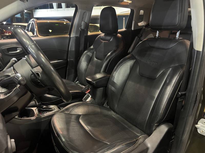 JEEP - COMPASS - 2017/2018 - Verde - R$ 96.900,00