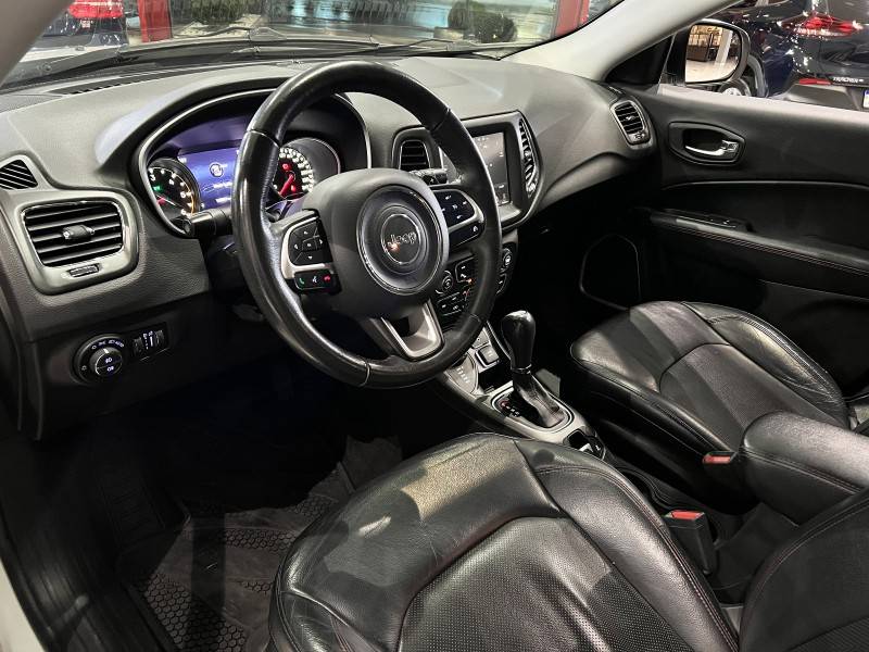 JEEP - COMPASS - 2016/2017 - Branca - R$ 101.900,00