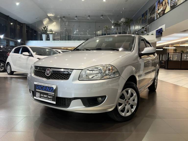 FIAT - SIENA - 2013/2013 - Prata - R$ 39.800,00