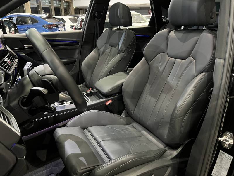AUDI - Q5 - 2021/2022 - Preta - R$ 308.900,00