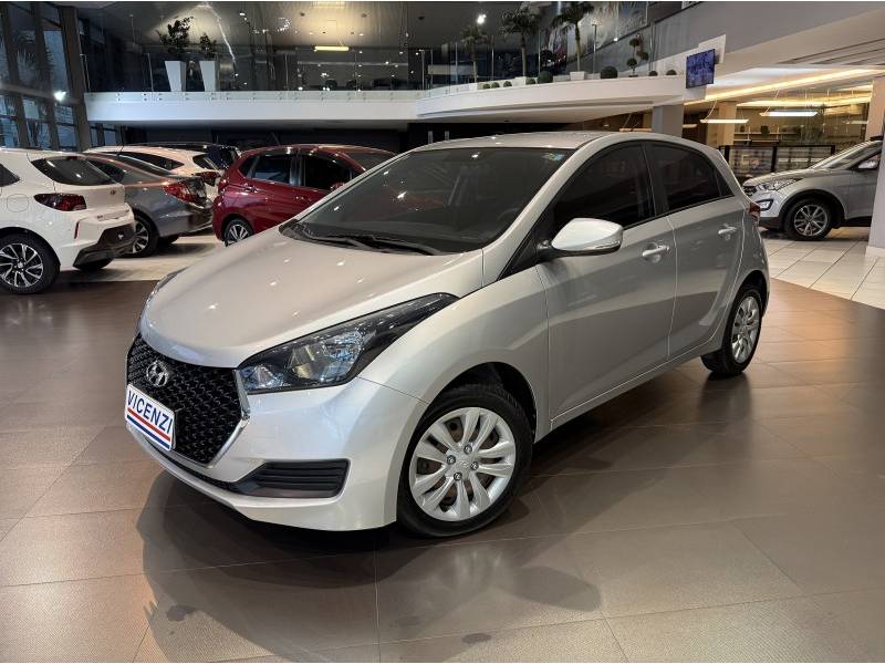 HYUNDAI - HB20 - 2018/2019 - Prata - R$ 56.800,00