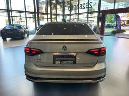 VOLKSWAGEN - VIRTUS - 2020/2020 - Prata - R$ 118.800,00