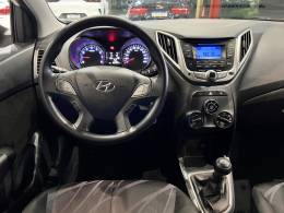 HYUNDAI - HB20 - 2013/2014 - Branca - R$ 43.800,00