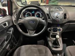 FORD - FIESTA - 2016/2017 - Vermelha - R$ 55.800,00