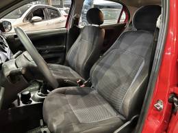 VOLKSWAGEN - GOL - 2014/2015 - Vermelha - R$ 39.900,00