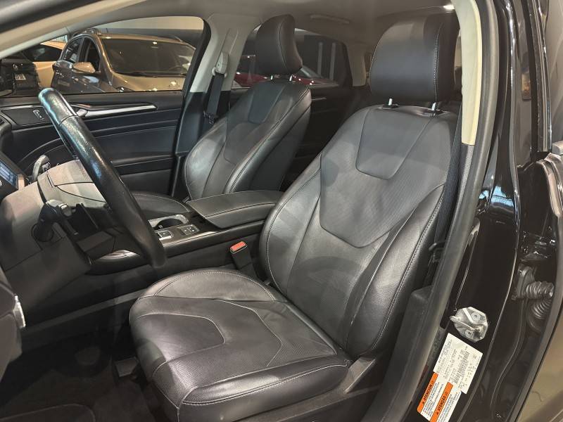 FORD - FUSION - 2017/2017 - Preta - R$ 100.500,00