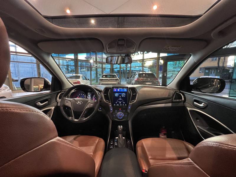 HYUNDAI - SANTA FÉ - 2014/2015 - Prata - R$ 93.800,00