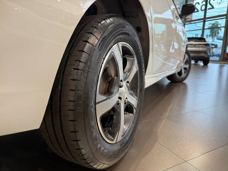 CHEVROLET - PRISMA - 2019/2019 - Branca - R$ 71.000,00