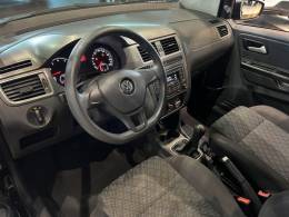 VOLKSWAGEN - FOX - 2016/2017 - Preta - R$ 51.800,00