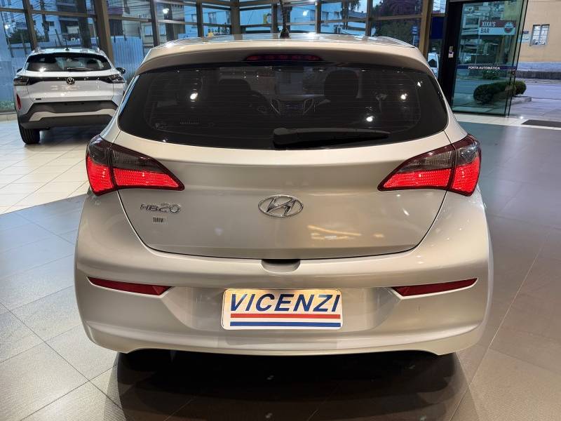 HYUNDAI - HB20 - 2018/2019 - Prata - R$ 56.800,00