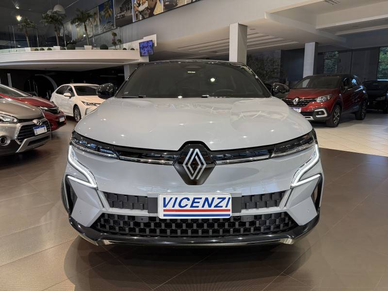 RENAULT - MÉGANE - 2023/2024 - Cinza - R$ 179.900,00