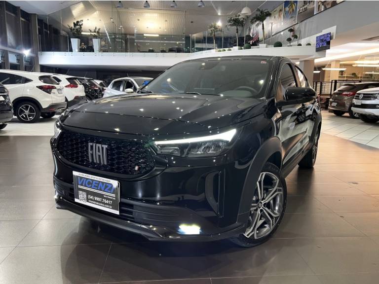 FIAT - FASTBACK - 2022/2023 - Preta - R$ 123.900,00