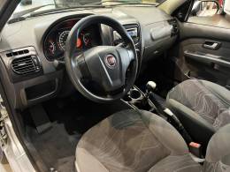 FIAT - SIENA - 2013/2013 - Prata - R$ 39.800,00