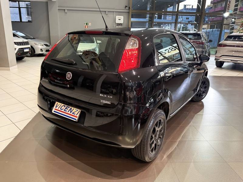FIAT - PUNTO - 2009/2010 - Preta - R$ 29.500,00