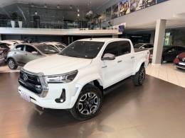 TOYOTA - HILUX - 2024/2024 - Branca - R$ 298.800,00