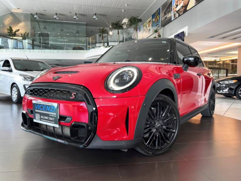 MINI - COOPER - 2022/2022 - Vermelha - R$ 188.900,00
