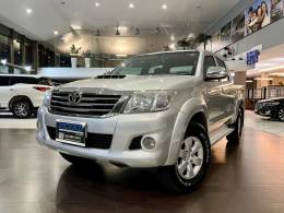 TOYOTA - HILUX - 2011/2012 - Prata - R$ 127.500,00