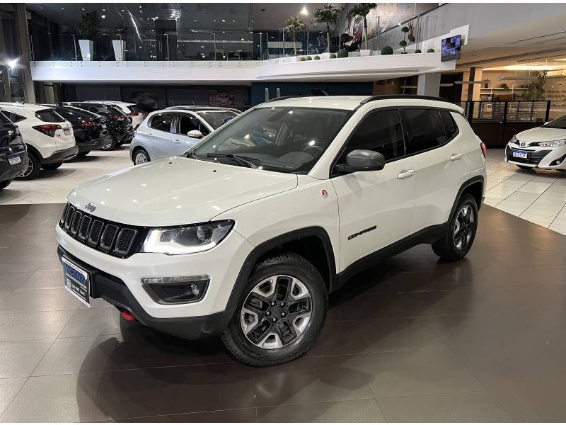 JEEP - COMPASS - 2016/2017 - Branca - R$ 101.900,00