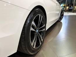 BMW - 320I - 2018/2018 - Branca - R$ 119.800,00