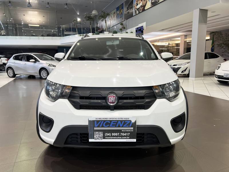FIAT - MOBI - 2018/2019 - Branca - R$ 48.800,00