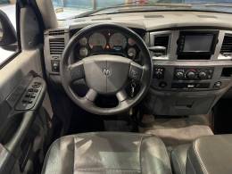 DODGE - RAM - 2008/2008 - Prata - R$ 141.000,00