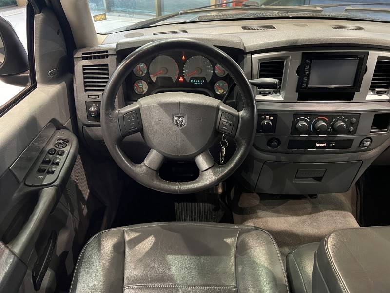 DODGE - RAM - 2008/2008 - Prata - R$ 141.000,00