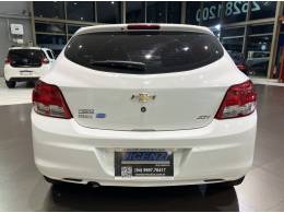 CHEVROLET - ONIX - 2018/2018 - Branca - R$ 46.500,00