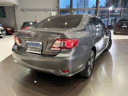TOYOTA - COROLLA - 2011/2012 - Cinza - R$ 66.800,00