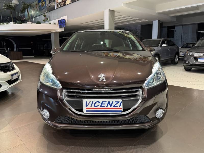 PEUGEOT - 208 - 2015/2016 - Marrom - R$ 54.900,00