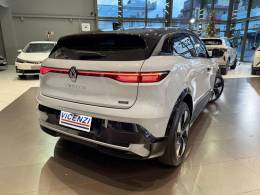 RENAULT - MÉGANE - 2023/2024 - Cinza - R$ 179.900,00