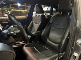TOYOTA - COROLLA - 2023/2024 - Cinza - R$ 158.800,00